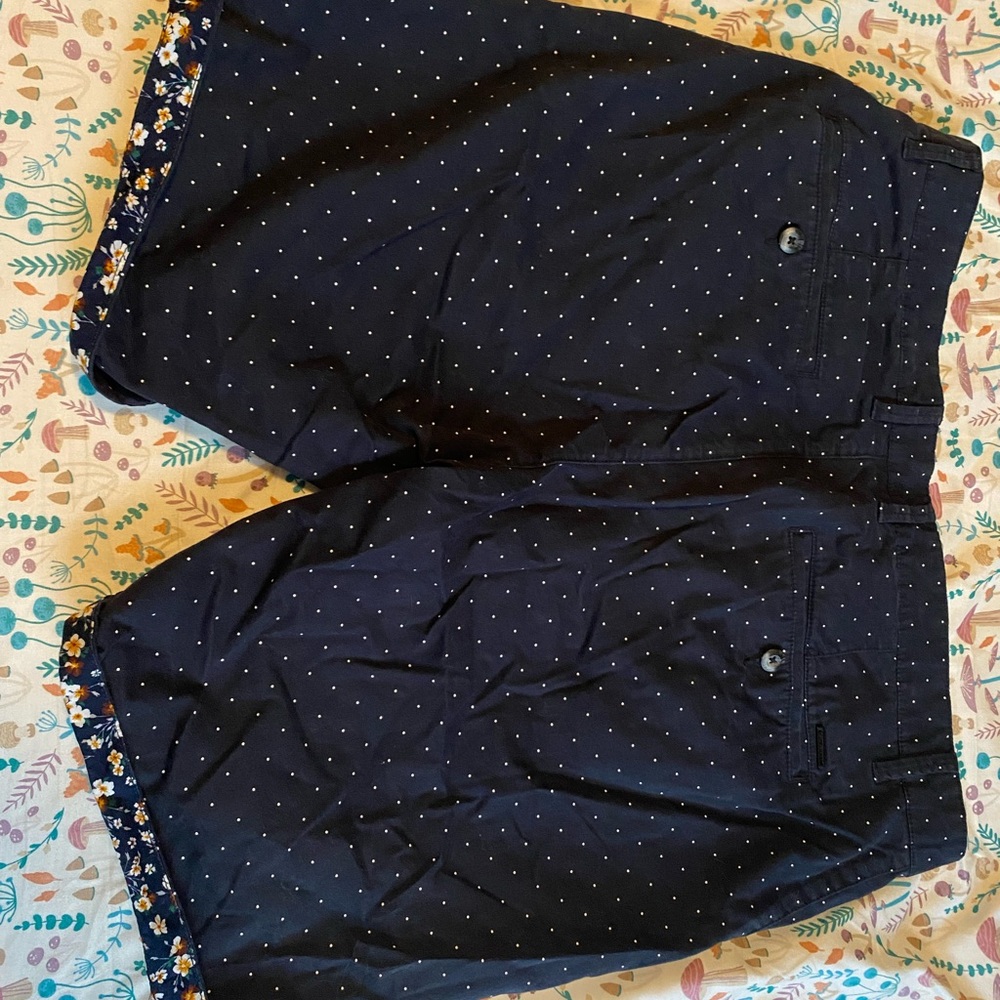 Navy Blue Men's Shorts with Floral Trim - Picture 4 of 4